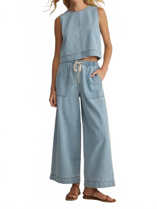 Z SUPPLY Tops - NEW Z SUPPLY sunseeker denim tank in blue
